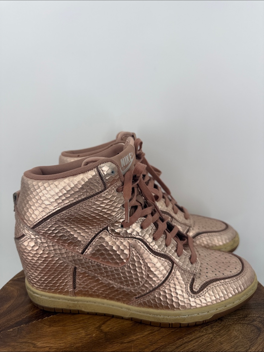 Nike Dunk Sky Hi Rose Gold Metallic Snakeskin Wedge Sneakers Women’s 7.5